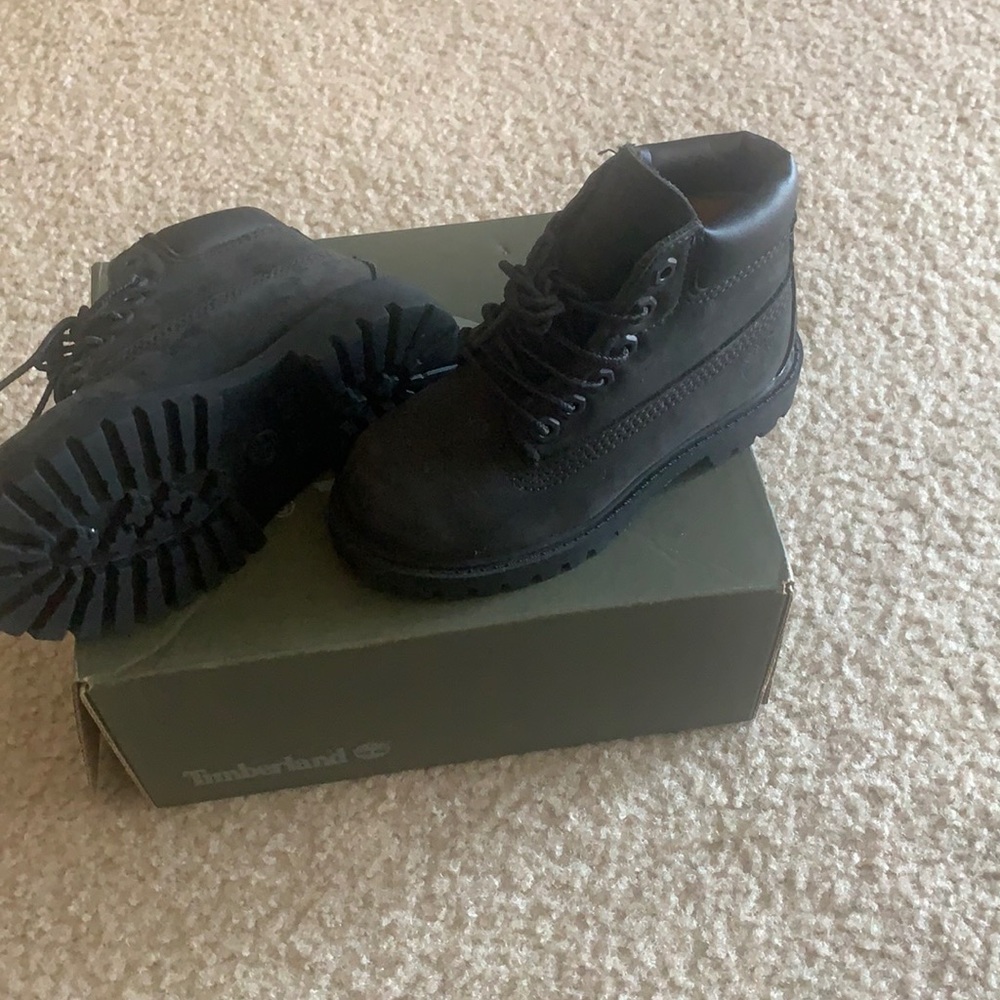 Black Timberland, size 9 (toddler)